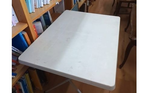 TABLE PLIANTE PLASTIQUE BLANCHE DE JARDIN