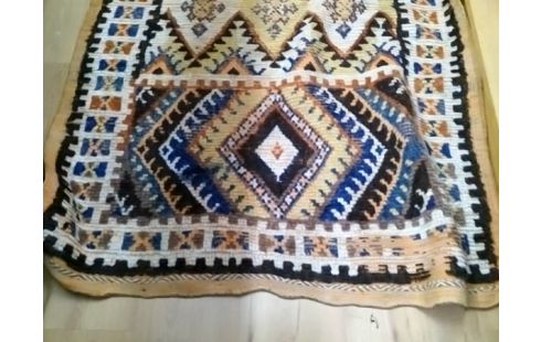 TAPIS LAINE MOTIF ORANGE 140X95