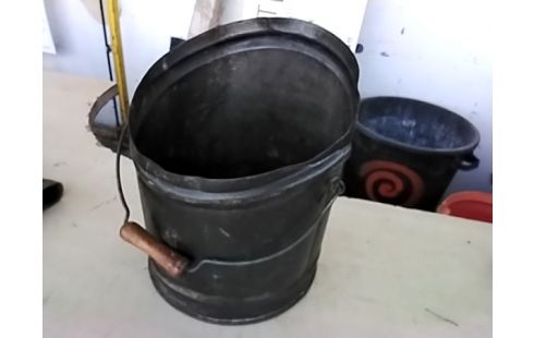 SEAU A CHARBON VINTAGE