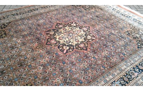 TEPPICH ROT BLAU
