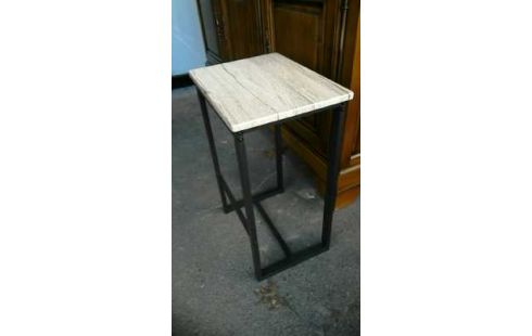 HOCKER