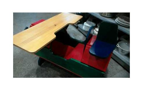 BUREAU ENFANT AVION