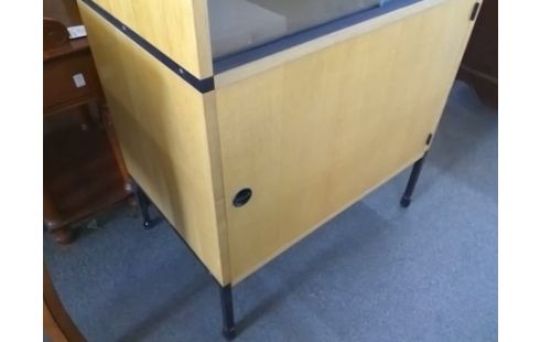 MEUBLE DE RANGEMENT 2P VITREES 1P BOIS