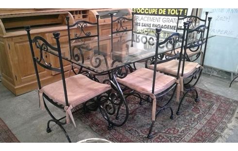 TABLE DE SALLE A MANGER FER FORGÉ + 6 CHAISES