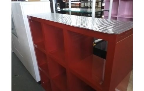 ETAGERE 9 CASES ROUGES