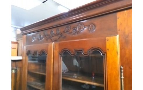 ARMOIRE 2P VITREES AVEC ETAGERES