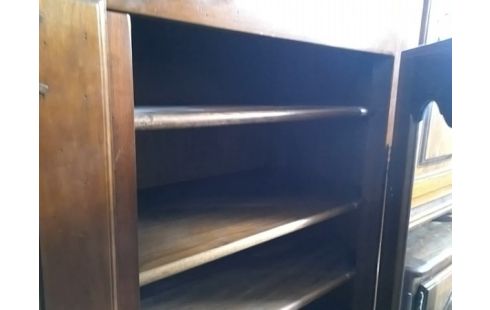 ARMOIRE 2P VITREES AVEC ETAGERES