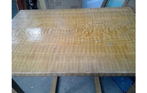TAFEL HOUT