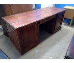 BUREAU HOUT GROOT MODEL