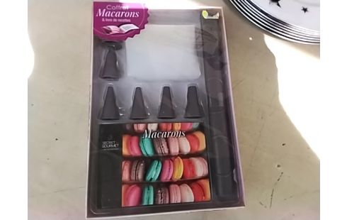 MOULE MACARONS