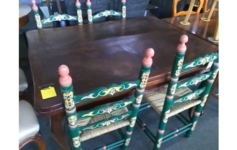 TABLE BOIS 127X99 AVEC ALLONGES INTERIEURS