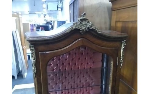 VITRINE 1P STYLE MARQUETTERIE (QLQS USURES)