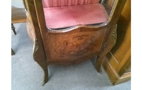 VITRINE 1P STYLE MARQUETTERIE (QLQS USURES)