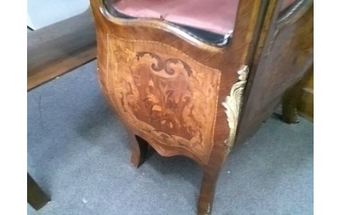 VITRINE 1P STYLE MARQUETTERIE (QLQS USURES)