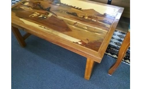 TABLE BASSE STYLE MARQUETTERIE MALGACHE