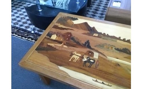 TABLE BASSE STYLE MARQUETTERIE MALGACHE