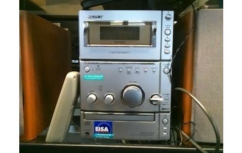 CHAINE HIFI SONY CD/RADIO (TELECOMMANDE ET ANTENNE RADIO)
