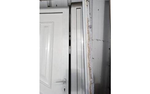 PORTE ALU 2 BATT ET IMPOSTE ACCRSV