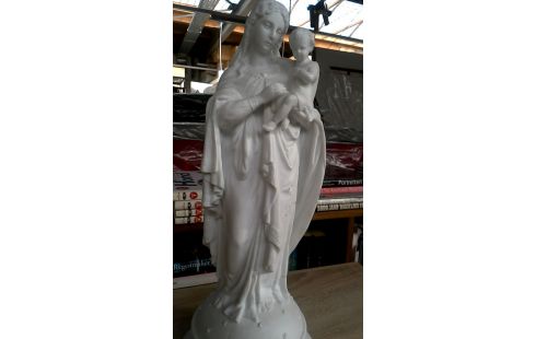 ESTATUA ANTIGUO BLANCA PORCELANA MET NIÑO
