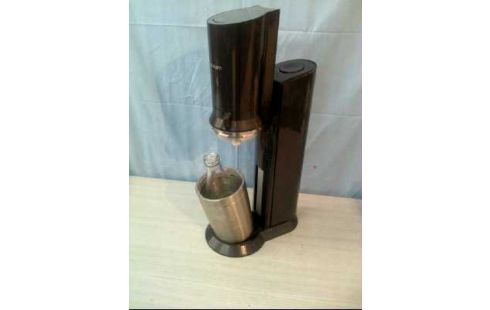SODASTREAMER M. KARTUSCHE U. FLASCHE