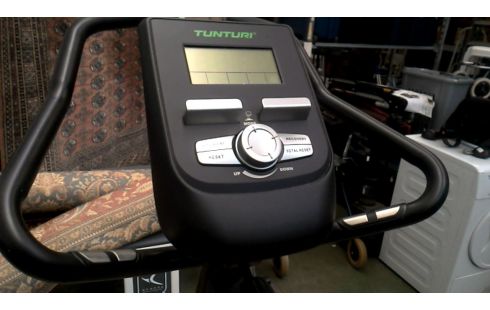 FITNESSTOESTEL FIETS TUNTURI F20