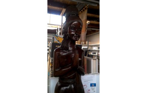 BEELD VROUW HOUT SNIJWERK TEAK