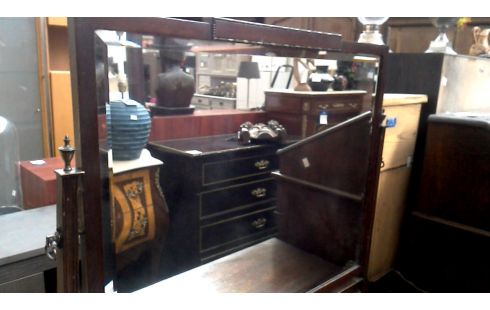 KOMMODE ENGLISCH FACETTIERT, , SPIEGEL MAHAGONI-PYRAMIDE 3 SCHUBLADEN