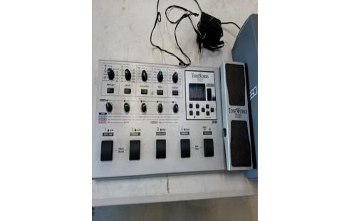 PEDALIER KORG AX1000G + ACC RSV