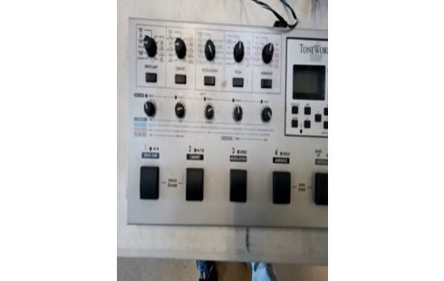 PEDALIER KORG AX1000G + ACC RSV