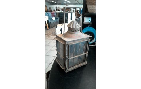 LANTERNE EN L'ETAT