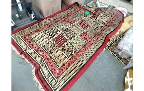 TAPIS ROUGE 2M40/1M50