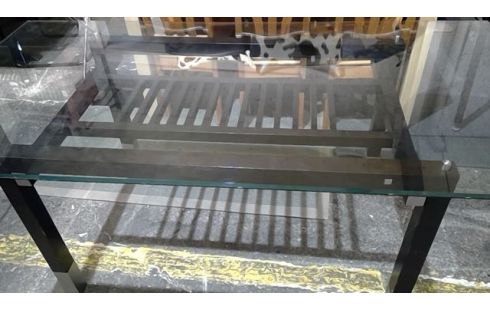 TABLE SAM PIERRE  VANDEL