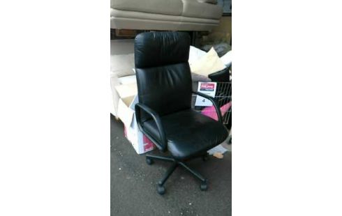 FAUTEUIL CUIR 