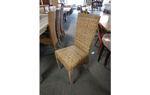 4 CHAISES ROTIN TRESSE LOT