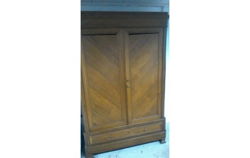 ARMOIRE  EN L'ETAT
