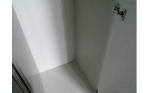 ARMOIRE 1P AVEC PENDERIE