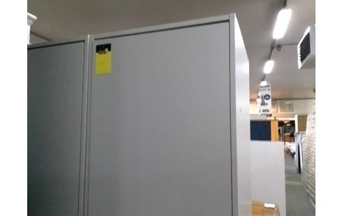 ARMOIRE 1P AVEC PENDERIE