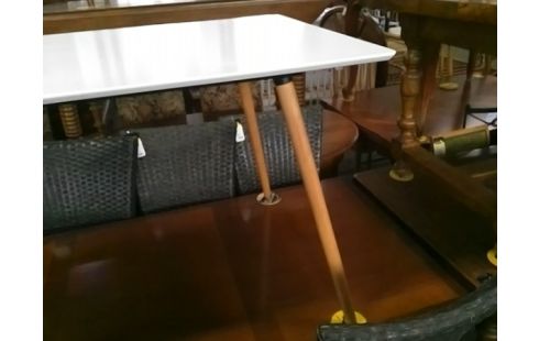TABLE BLANCHE 110x70