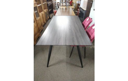 TABLE RECTANGULAIRE GRISE