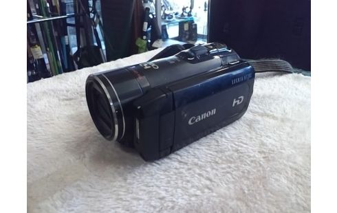 CAMERA CANON LEGRIA HF200 AVEC SACOCHE