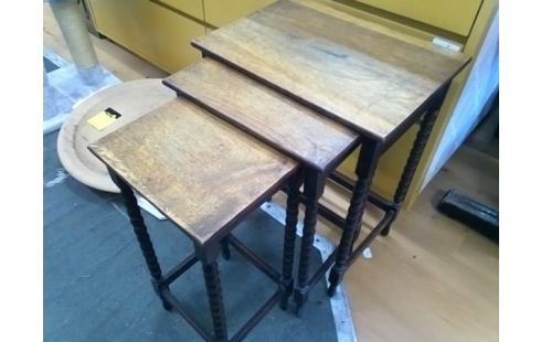 TABLES GIGOGNES BOIS