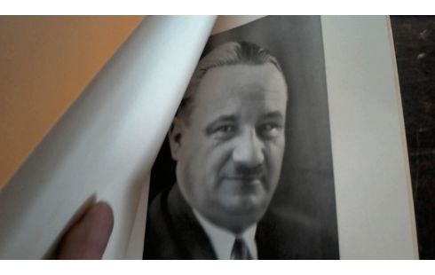 LIVRE LES IS DE  CHARLES TOUZOT
