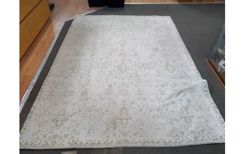 TAPIS BLANC 150X230 (QLQS TACHES)