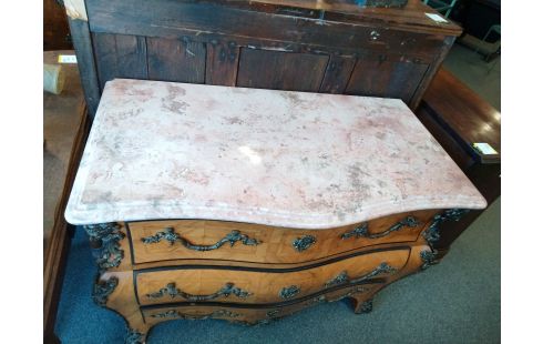 COMMODE STYLE LOUIS XV TOMBEAU