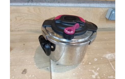 COCOTTE MINUTE SEB