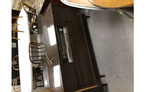 RADIO VINTAGE GRUNDIG