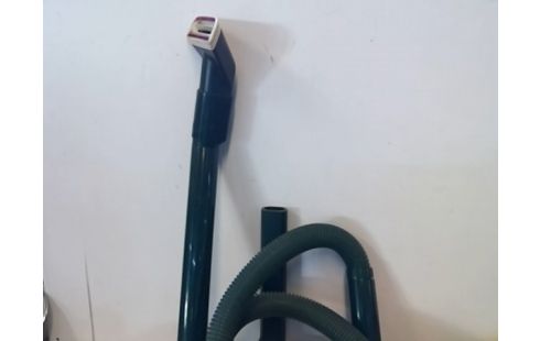 ASPIRATEUR BALAI ANCIEN VORWERK AVEC ACCESSOIRES