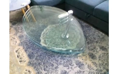 TABLE BASSE PLATEAUX VERRES (QLQS RAYURES)