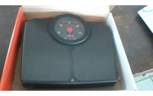 PESE PERSONNE  ESSENTIEL B