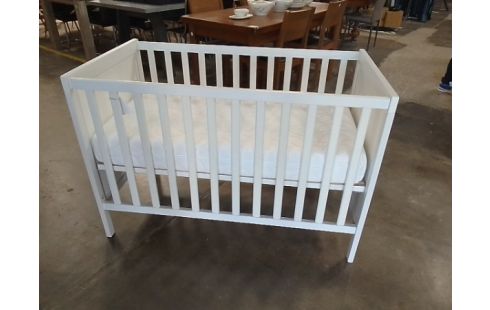 LIT A BARREAUX +MATELAS